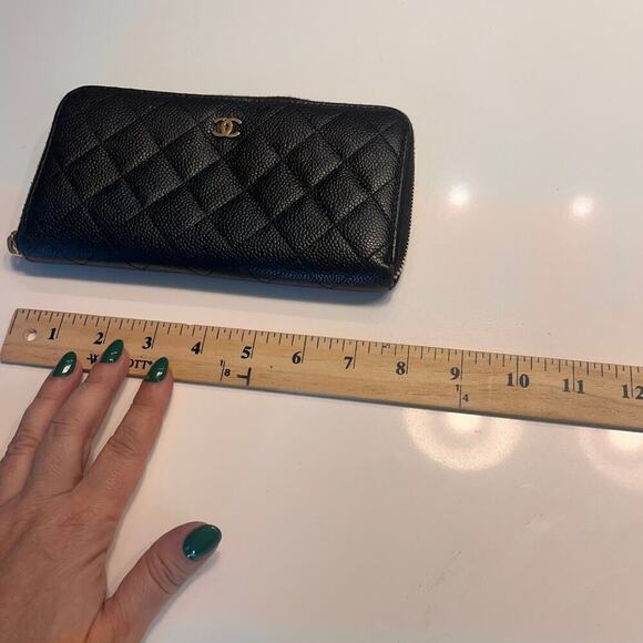 Chanel Black Quilted Caviar L-Gusset Zip-Around Wallet - Picture 10 of 11